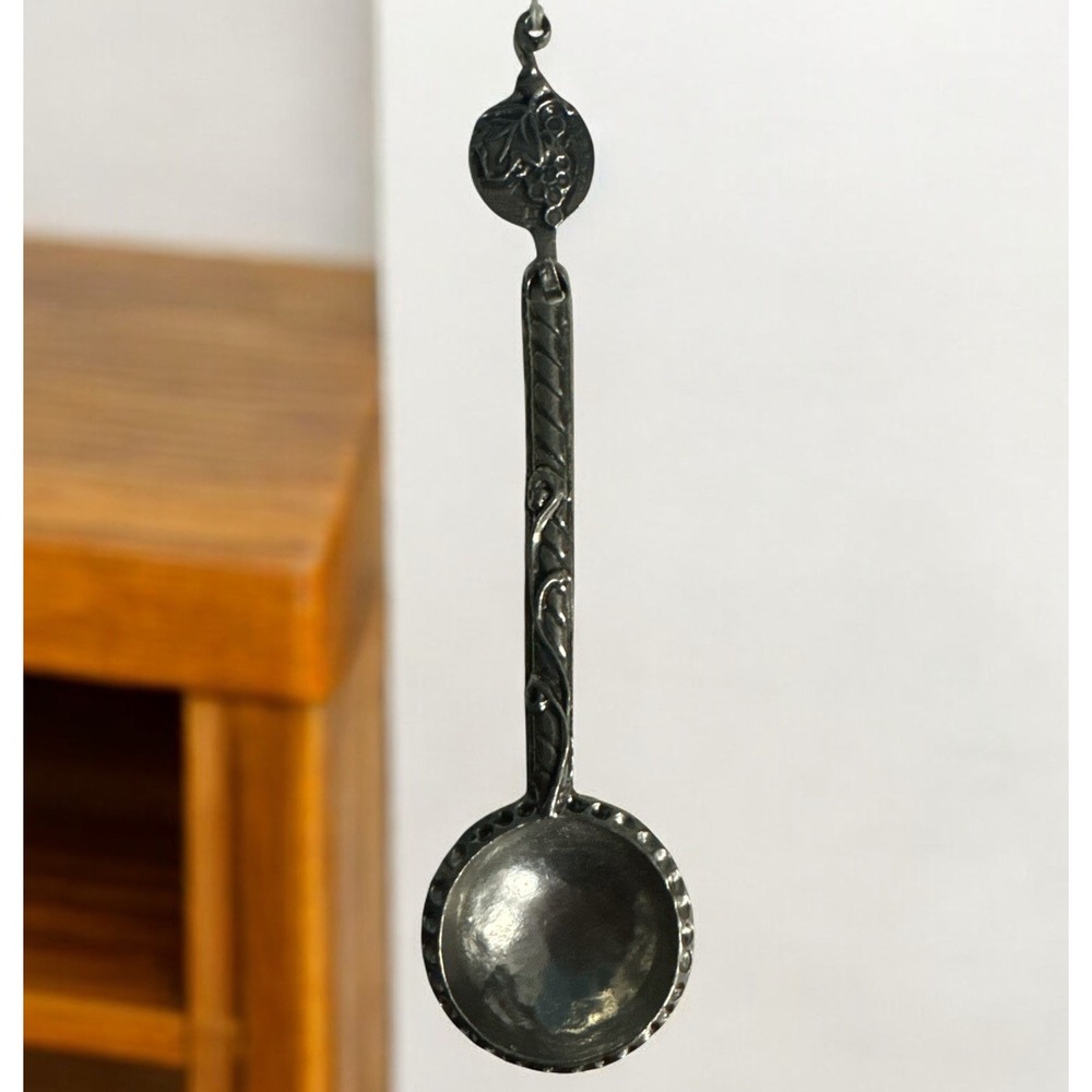 Vtg Ornate Pewter Silver Hanging‎ Decorative Measuring Spoon Set  On Hanger